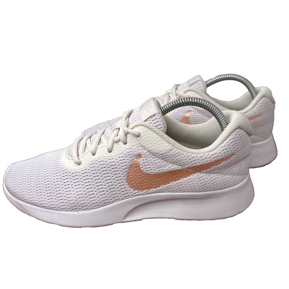 Nike Tanjun Womens Size 9.5 Running Shoes Wolf Grey White Sneakers 812655-008